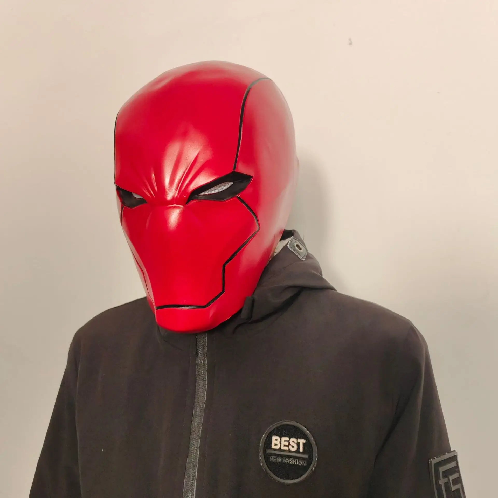 You like cosplay here you have this beautiful mask