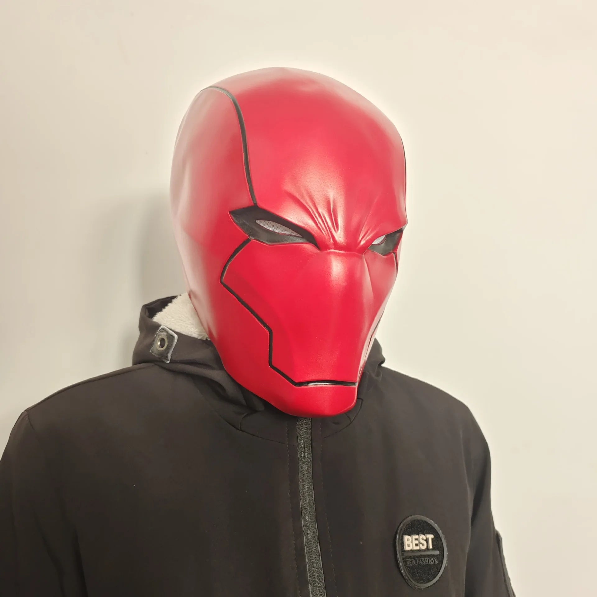 You like cosplay here you have this beautiful mask